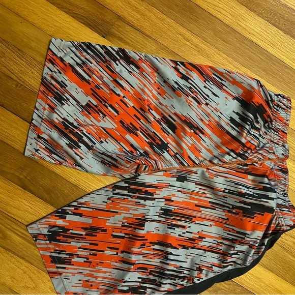 Nike shorts - Picture 3 of 3